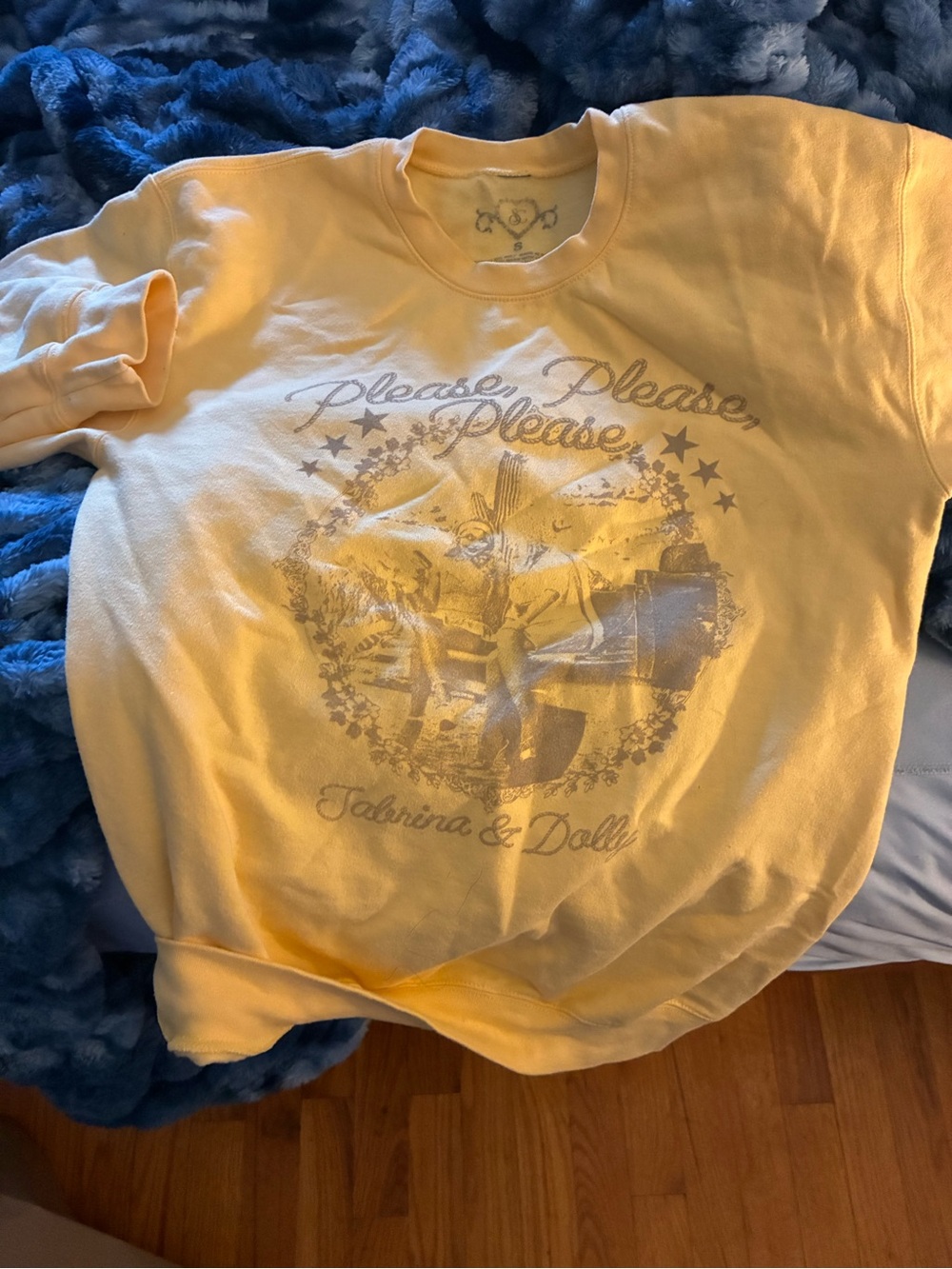 Yellow Sweatshirt with 'Please Please' Authentic Sabrina Carpenter, worn once.